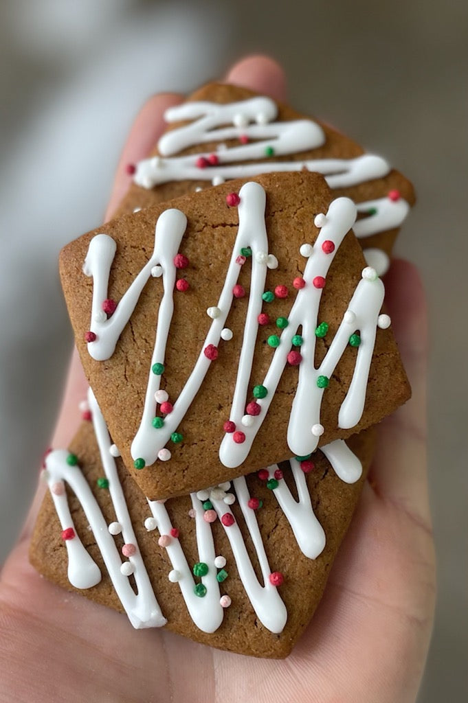 Heritage Gingerbread Cookies – Almanac Grain